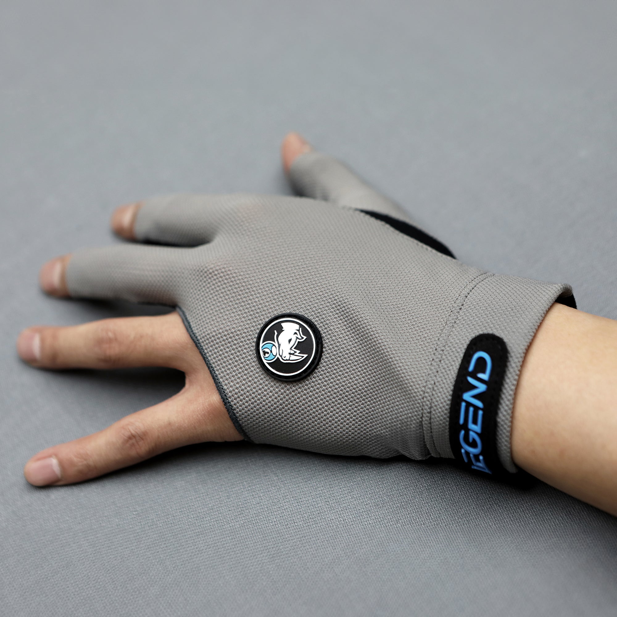 LEGEND Open-Finger Billiard Glove SS1